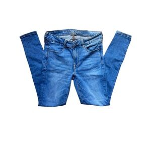 American Eagle outfitters Next Level stretch blue wash denim jeans size 6